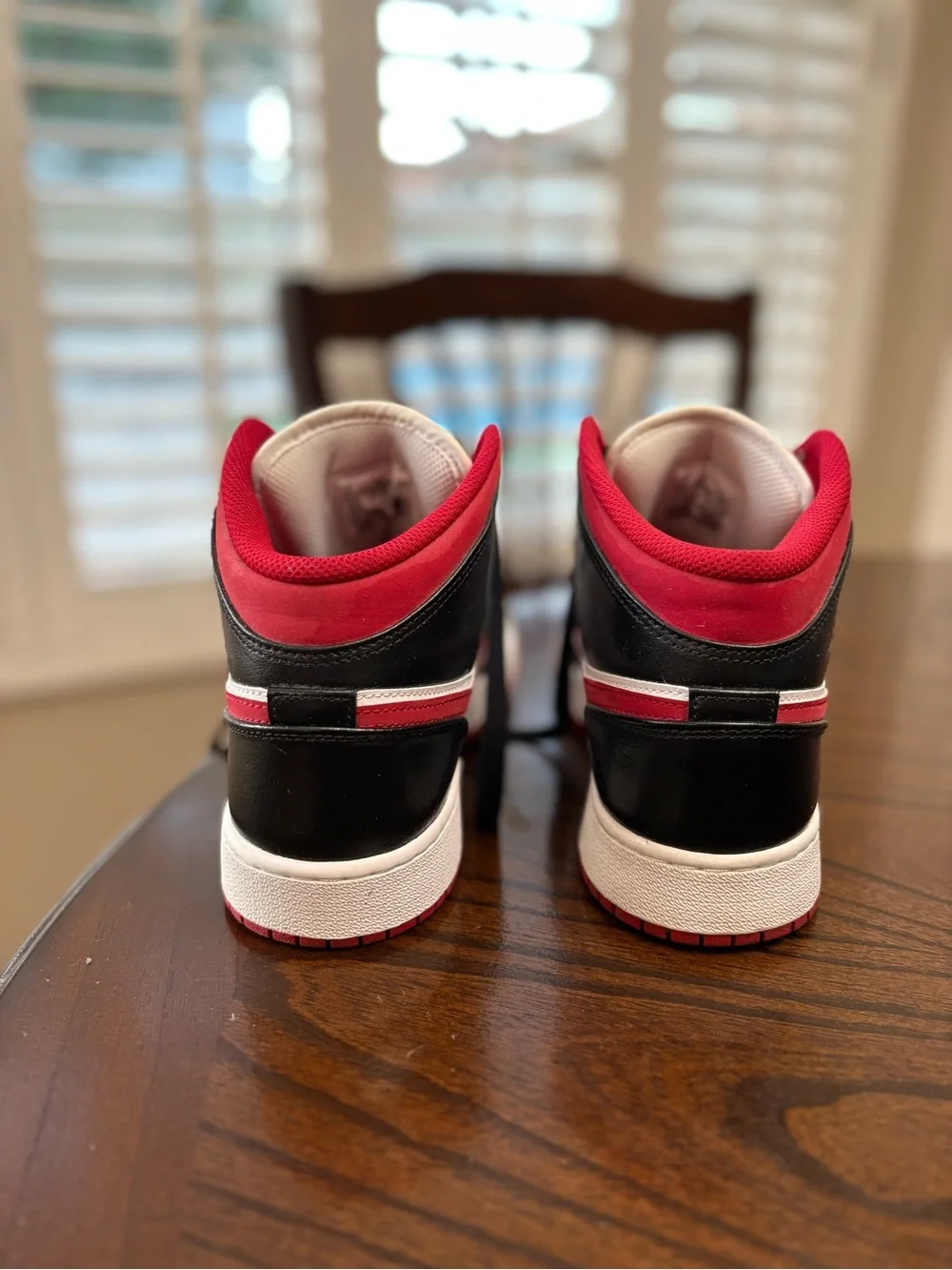 Nike Air Jordan Red Black White Mid-Top 7Y / Women’s 8.5 - Picture 4 of 7